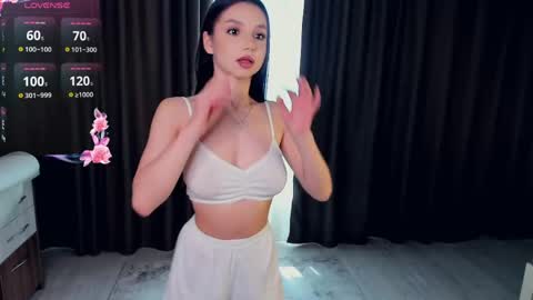 Emma online show from May 2026 05:12:01 AM