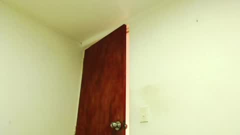 S.K..maorisa98 VIDEOS SEXHARD PPBOY 55TASTEPROTEIN online show from April 2026 11:55:01 AM