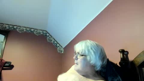 Snapshot of dug38 chatting on June 2026 02:16:01 AM Doug online show from June 2026 02:16:01 AM