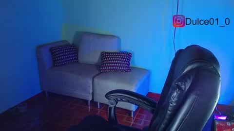 Snapshot of dulce01_0 chatting on June 2026 06:51:02 PM Charlotte online show from June 2026 06:51:02 PM