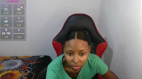 Snapshot of dulce_camx chatting on May 2026 01:33:01 AM dulce_camx online show from May 2026 01:33:01 AM