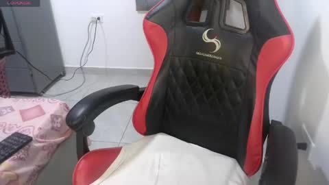 Snapshot of dulce_camx chatting on June 2026 03:13:02 AM dulce_camx online show from June 2026 03:13:02 AM