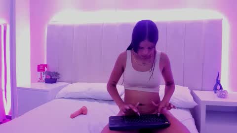 dulce online show from March 2026 07:32:01 PM