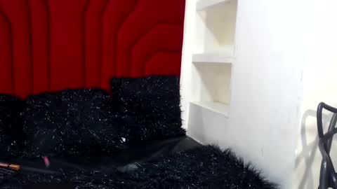 Dulce  online show from November 2025 12:00:02 AM