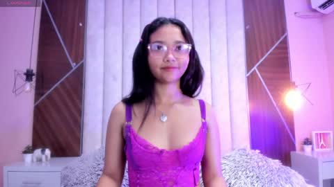 Snapshot of dulce_holy chatting on June 2026 04:29:02 AM DULCE HOLY online show from June 2026 04:29:02 AM