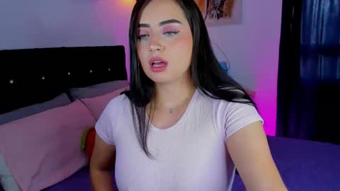 Snapshot of dulcedanii chatting on December 2025 01:51:02 PM Daniela online show from December 2025 01:51:02 PM