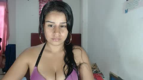 dulcekatty18 online show from February 2025 12:36:02 PM