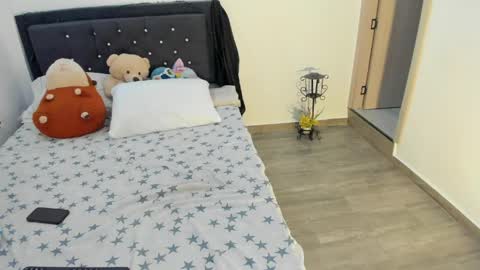 Dulce online show from April 2026 01:55:02 AM