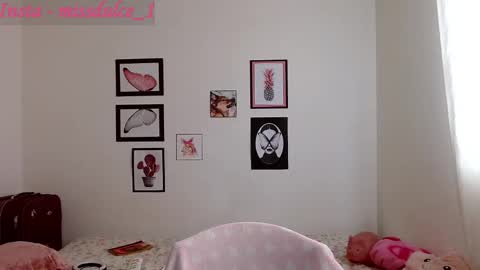 Dulce online show from November 2025 01:10:01 PM