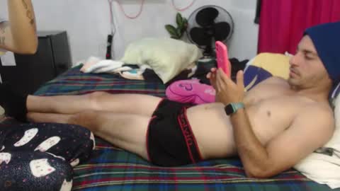 Snapshot of dulcetentations chatting on March 2026 01:43:02 AM shany y alan online show from March 2026 01:43:02 AM