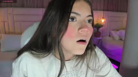 dulcevela online show from October 2025 10:49:02 PM