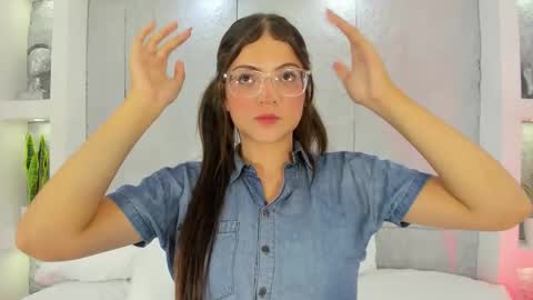 dulcevela online show from October 2025 10:44:02 PM