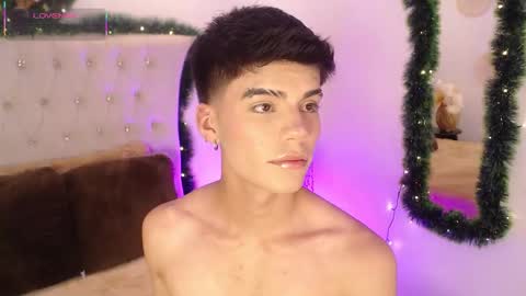 Dulcey online show from December 2025 05:02:01 AM