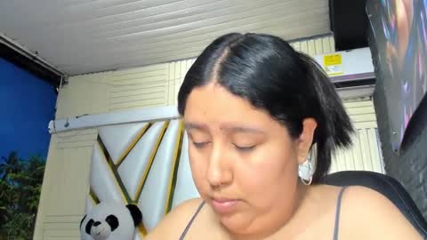 Snapshot of dulcineasaenz chatting on October 2025 07:36:01 PM Dulcinea online show from October 2025 07:36:01 PM