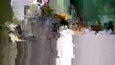 Snapshot of dumout33 chatting on December 2024 06:05:01 PM Sergio online show from December 2024 06:05:01 PM