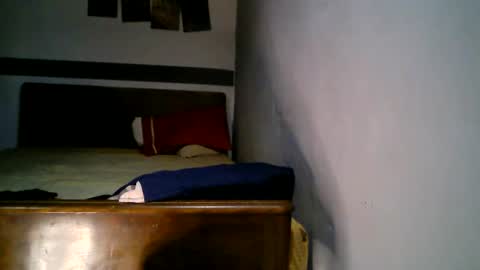 Snapshot of dumout33 chatting on February 2025 09:27:02 PM Sergio online show from February 2025 09:27:02 PM