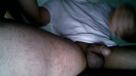 Snapshot of dumout33 chatting on October 2025 04:51:02 PM Sergio online show from October 2025 04:51:02 PM