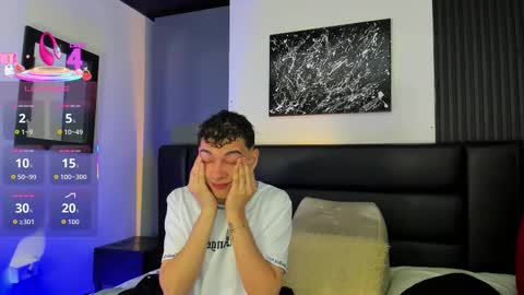 Snapshot of duolust chatting on October 2025 12:07:02 PM Thomas and Noah online show from October 2025 12:07:02 PM