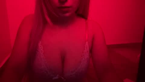 DuoMusee online show from April 2026 05:45:02 AM