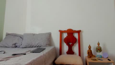 DUSAN  GREY online show from September 2025 07:51:02 PM