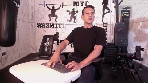 Dustin Sonne online show from January 2025 03:30:01 AM