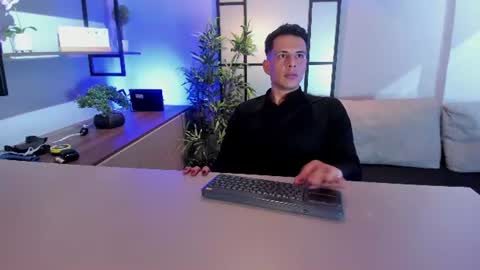 Dustin Sonne online show from July 2026 03:48:02 AM