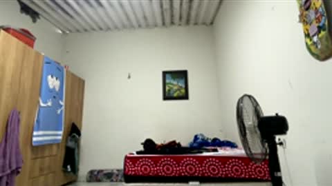 Snapshot of dustindollin_ chatting on April 2026 05:10:01 PM Dustin Dollin online show from April 2026 05:10:01 PM