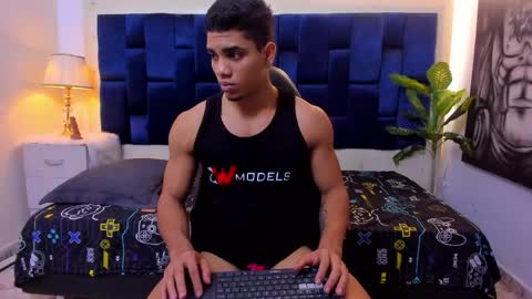 Snapshot of dustyn__michelle chatting on May 2026 01:41:02 PM DUSTYN MICHELLE online show from May 2026 01:41:02 PM