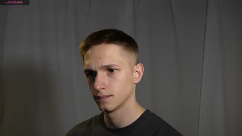 Dustyn online show from December 2024 08:28:02 PM