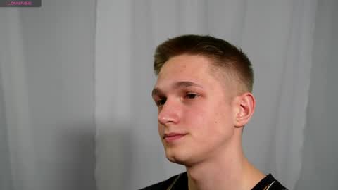 Dustyn online show from January 2025 05:49:01 PM