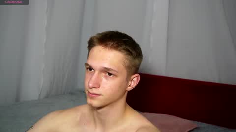 Dustyn online show from February 2025 05:15:02 PM