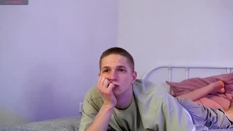 Dustyn online show from March 2025 06:33:02 PM