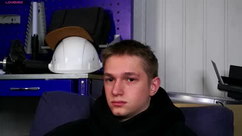 Dustyn online show from January 2026 06:06:02 AM