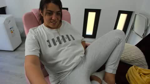 dayana online show from September 2025 06:39:02 AM