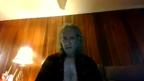 dyankee68 online show from December 2025 12:43:01 PM