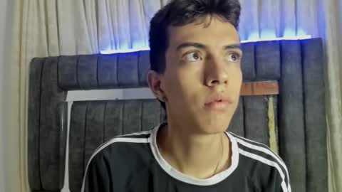 Snapshot of dylan_2005 chatting on September 2025 11:21:01 AM Dylan online show from September 2025 11:21:01 AM