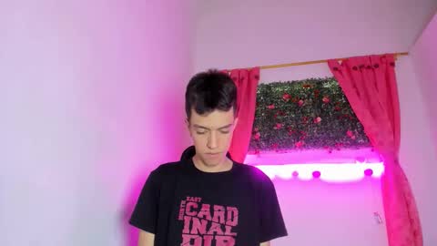 Snapshot of dylan_2005 chatting on October 2025 11:41:02 AM Dylan online show from October 2025 11:41:02 AM