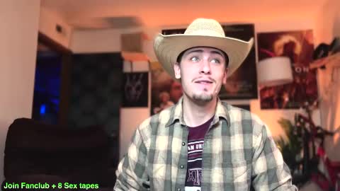 Dylan Daniel 7.8 online show from February 2025 08:29:02 PM