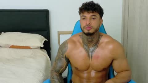 Snapshot of dylanrivera_ chatting on May 2026 02:17:01 AM Dylan Rivera online show from May 2026 02:17:01 AM