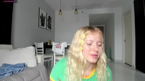 fansly - yourbestbaby online show from January 2025 04:58:02 AM