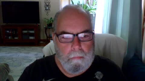 earl52 online show from July 2026 01:18:02 PM