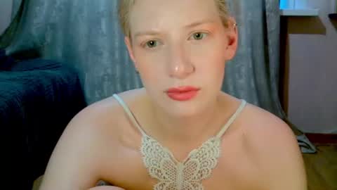 Snapshot of earn_my_lily chatting on July 2026 07:25:01 AM Lily online show from July 2026 07:25:01 AM