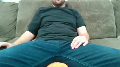 Snapshot of easy555555 chatting on December 2024 08:12:02 PM easy555555 online show from December 2024 08:12:02 PM