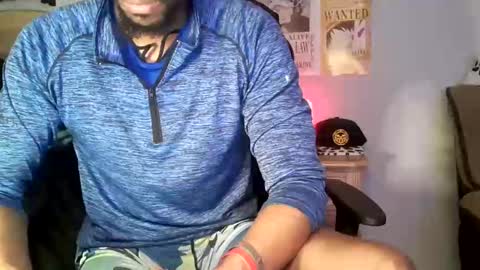 TWITTER   INSTAGRAM    easybreezy20   ONLINE 1230 AM TO 7AM online show from October 2025 05:17:02 AM