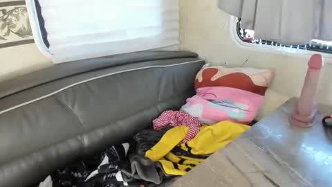 hi.. im baybee more spicyness ---  online show from December 2024 08:42:02 PM