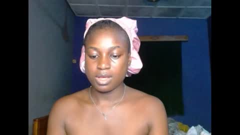 eatuupx online show from February 2025 08:31:01 PM