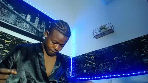 Snapshot of ebonny_stallion chatting on October 2025 06:18:02 PM Chris Palaz  online show from October 2025 06:18:02 PM