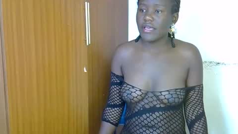 Queen online show from December 2025 12:14:02 PM