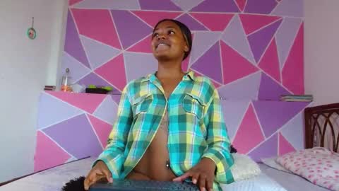 Snapshot of ebony_alika chatting on February 2025 08:03:01 PM Alika Ashanti online show from February 2025 08:03:01 PM