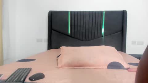 Angelina online show from February 2026 07:43:01 PM